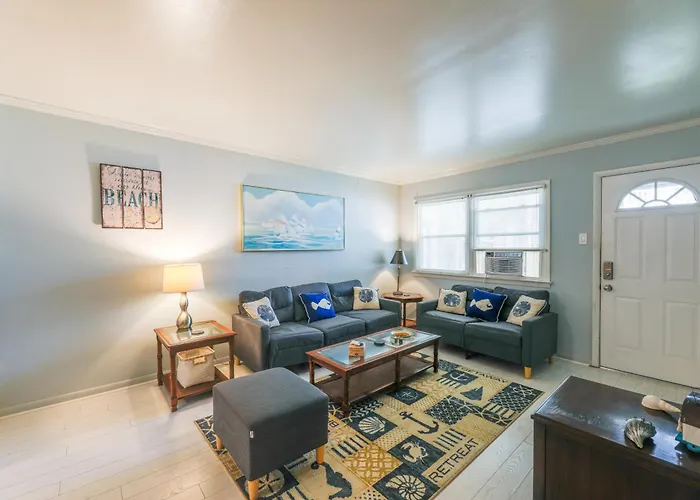 Walk To & Boardwalk! Coastal Ocean Holiday home